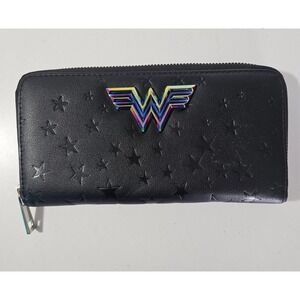 Wonder Woman Black Star Iridescent‎ Rainbow Logo Zip Wallet Clutch DC Comics